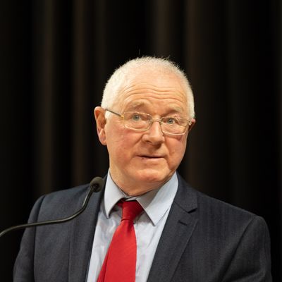 Dr Barry O'Connor